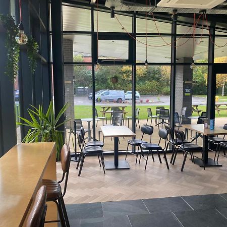 Ferienwohnung Cosy Living Camberley Exterior foto