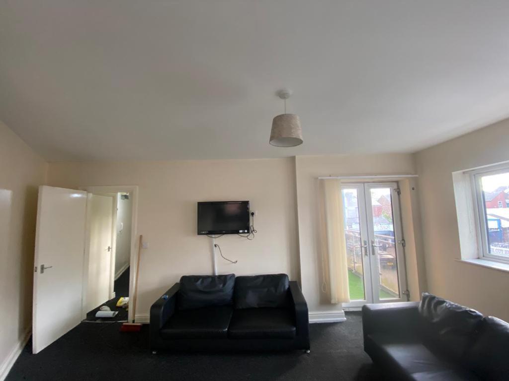 Ferienwohnung Cosy Living Camberley Exterior foto
